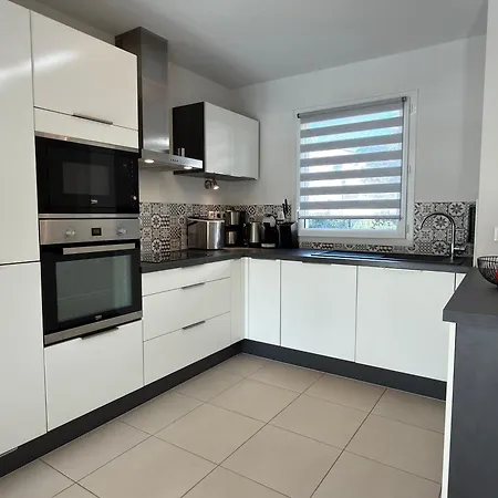 Spacieuse Moderne A 500m De La Dans