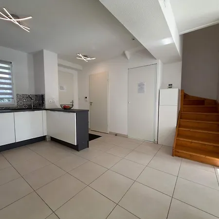 Villa Spacieuse Moderne A 500m De La Dans