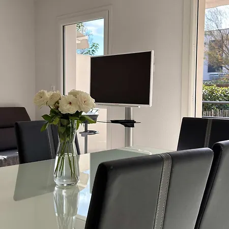 Spacieuse Moderne A 500m De La Dans Villa *